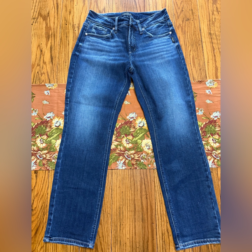Classic Women's Blue Straight-Leg Jeans